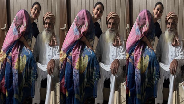 Old Man Touching Ass Aunty Pussy – Viralkand Xxx
